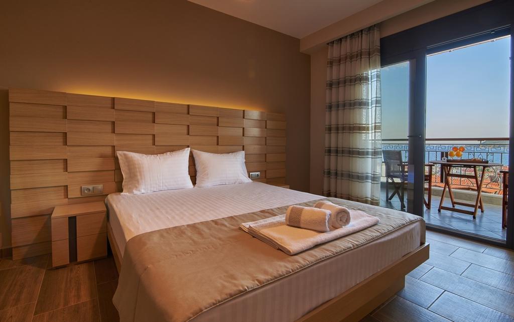 Athos Thea Luxury Rooms Sarti Habitación foto